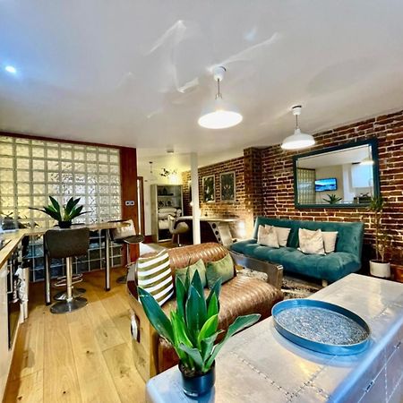 By The Beach Large Central Stylish Studio For 4 Guests Brighton Luaran gambar